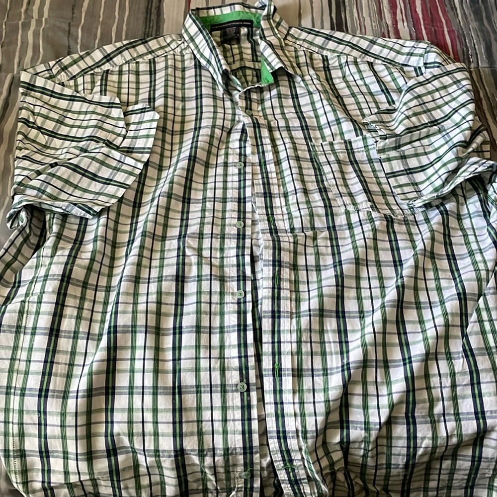Girbaud button down short sleeve shirt